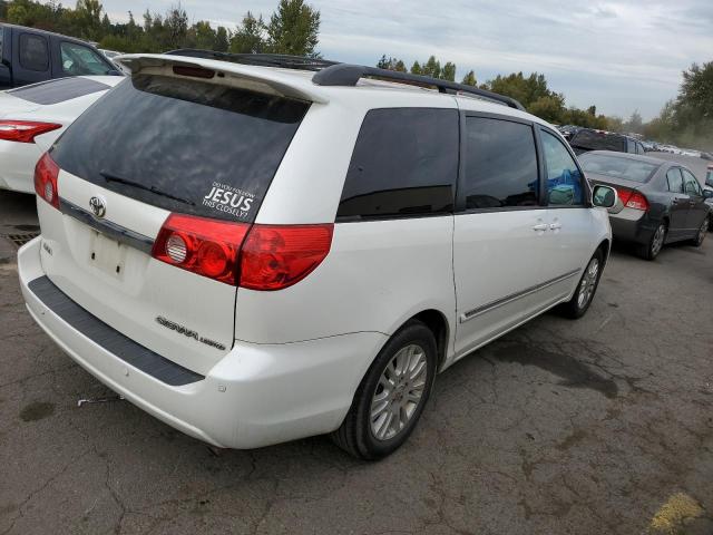 Photo 2 VIN: 5TDYK4CC3AS312631 - TOYOTA SIENNA XLE 