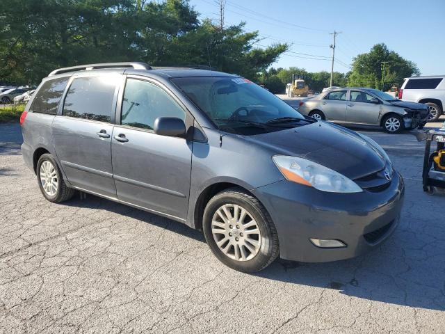 Photo 3 VIN: 5TDYK4CC3AS323984 - TOYOTA SIENNA XLE 