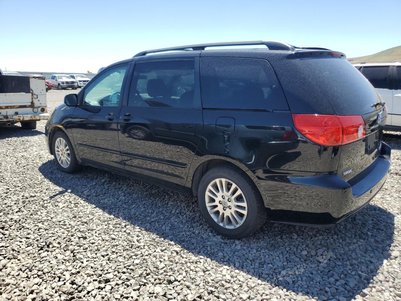 Photo 1 VIN: 5TDYK4CC4AS289554 - TOYOTA SIENNA 