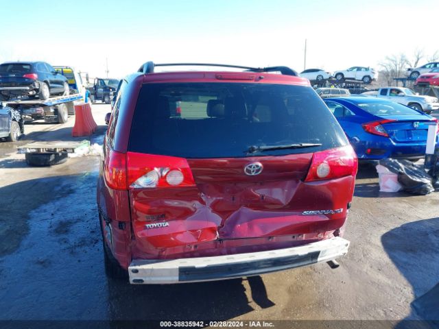 Photo 5 VIN: 5TDYK4CC4AS297735 - TOYOTA SIENNA 