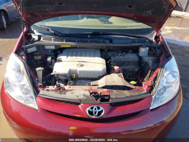 Photo 9 VIN: 5TDYK4CC4AS297735 - TOYOTA SIENNA 