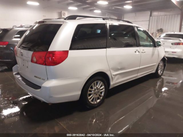 Photo 3 VIN: 5TDYK4CC4AS300729 - TOYOTA SIENNA 