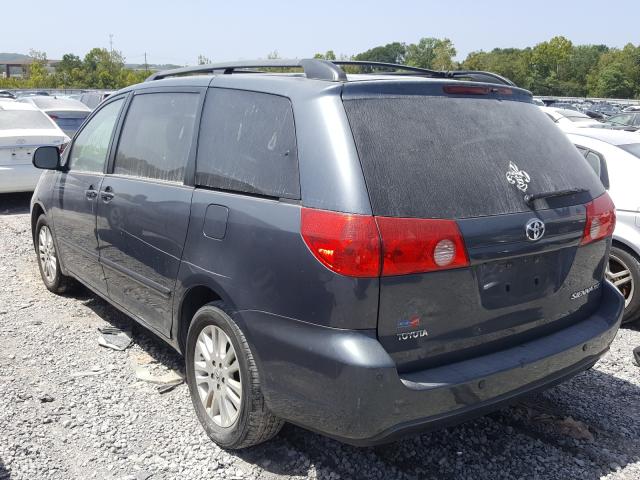 Photo 2 VIN: 5TDYK4CC4AS313027 - TOYOTA SIENNA XLE 