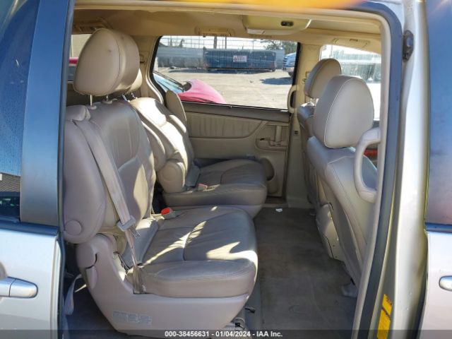 Photo 7 VIN: 5TDYK4CC4AS323539 - TOYOTA SIENNA 