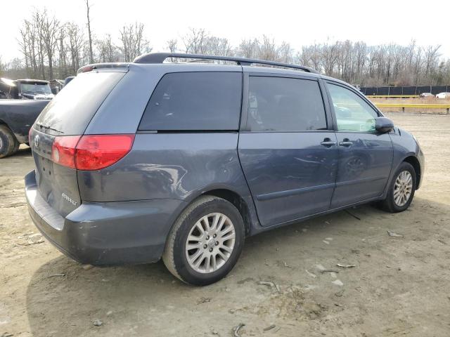 Photo 2 VIN: 5TDYK4CC4AS341510 - TOYOTA SIENNA XLE 