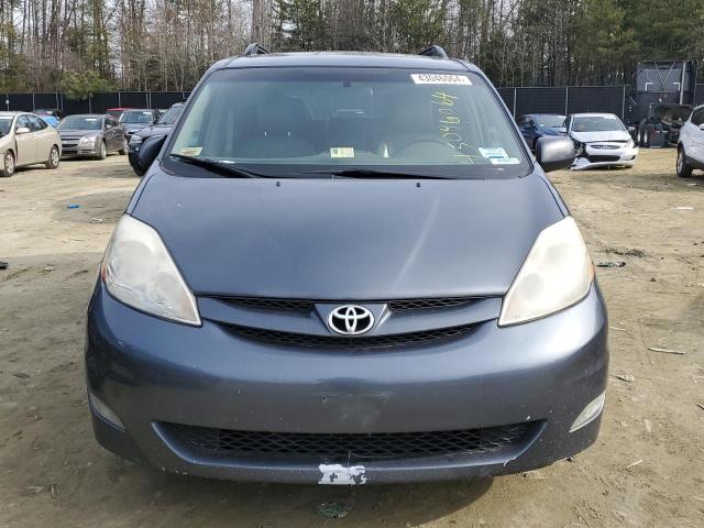 Photo 4 VIN: 5TDYK4CC4AS341510 - TOYOTA SIENNA XLE 