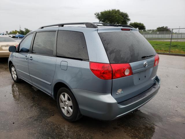 Photo 2 VIN: 5TDYK4CC5AS292995 - TOYOTA SIENNA XLE 