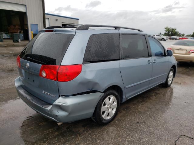 Photo 3 VIN: 5TDYK4CC5AS292995 - TOYOTA SIENNA XLE 