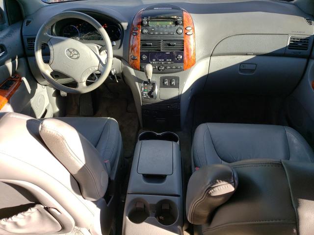 Photo 7 VIN: 5TDYK4CC5AS334436 - TOYOTA SIENNA XLE 