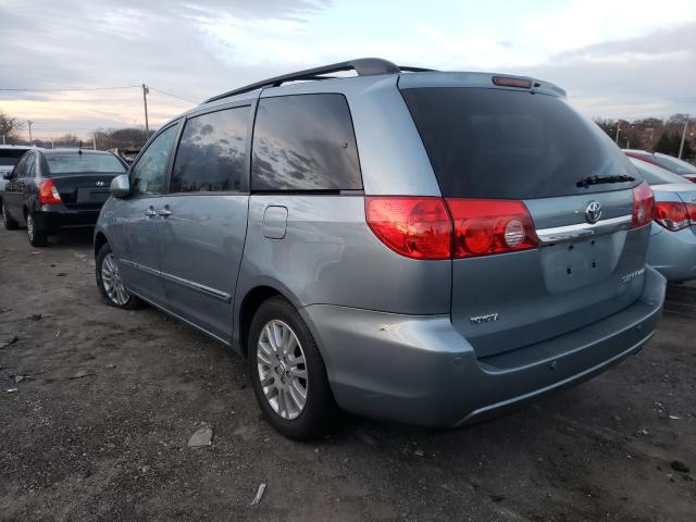 Photo 2 VIN: 5TDYK4CC6AS305737 - TOYOTA SIENNA XLE 