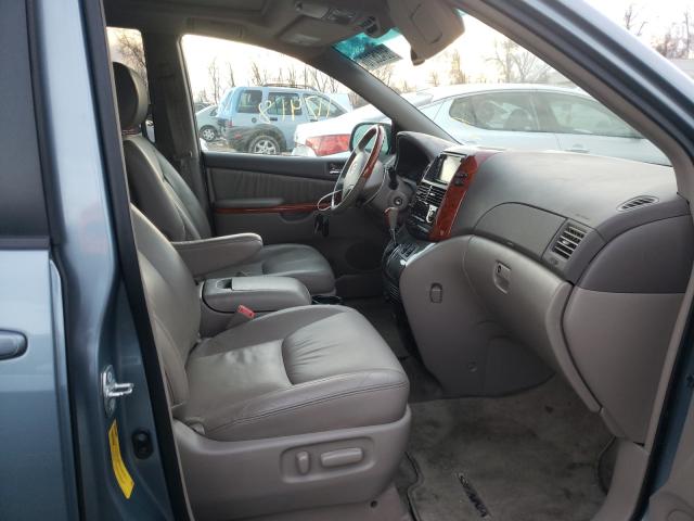 Photo 4 VIN: 5TDYK4CC6AS305737 - TOYOTA SIENNA XLE 