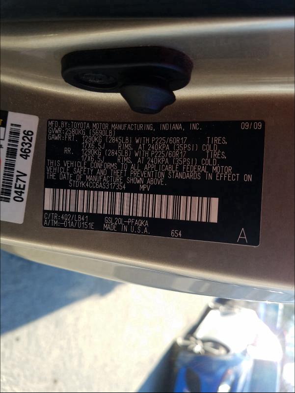 Photo 9 VIN: 5TDYK4CC6AS317354 - TOYOTA SIENNA XLE 