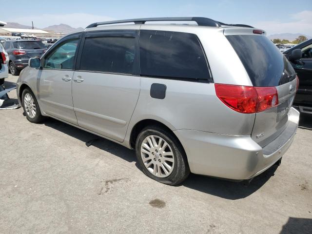 Photo 1 VIN: 5TDYK4CC6AS334168 - TOYOTA SIENNA XLE 