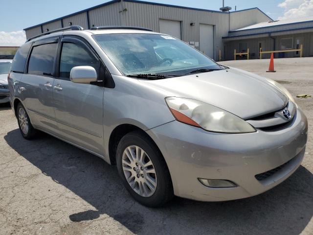 Photo 3 VIN: 5TDYK4CC6AS334168 - TOYOTA SIENNA XLE 