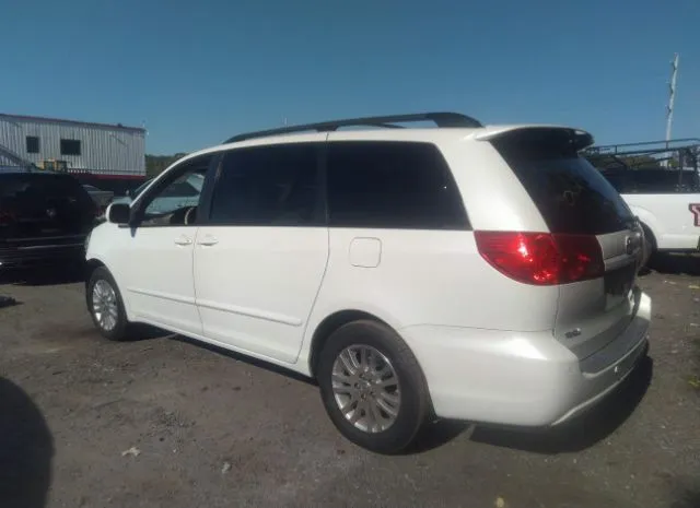 Photo 2 VIN: 5TDYK4CC7AS294179 - TOYOTA SIENNA 