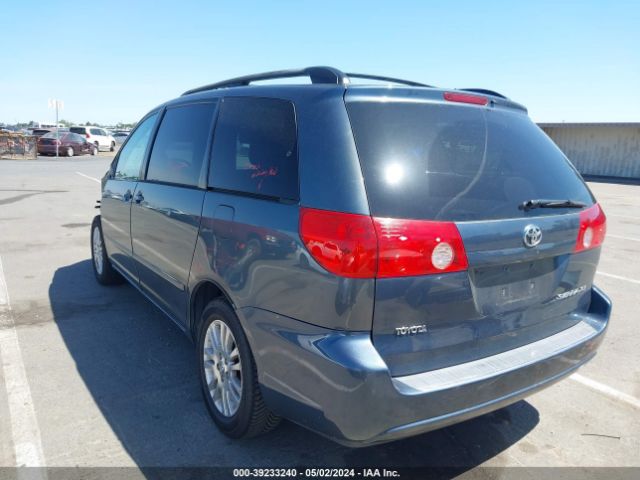 Photo 2 VIN: 5TDYK4CC7AS307979 - TOYOTA SIENNA 