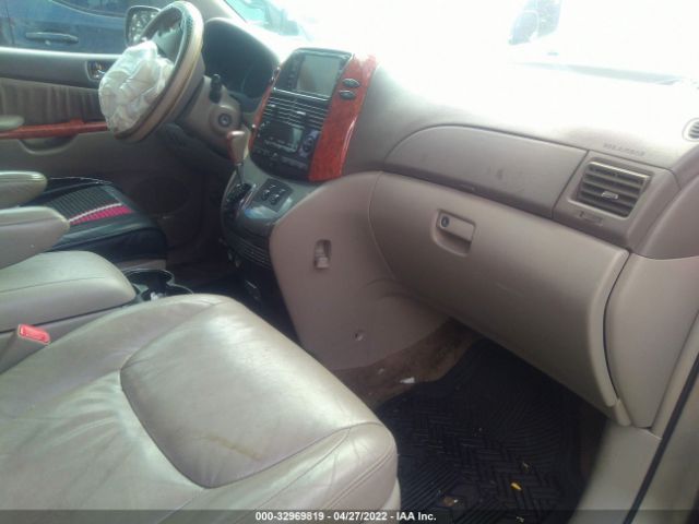 Photo 4 VIN: 5TDYK4CC7AS332414 - TOYOTA SIENNA 