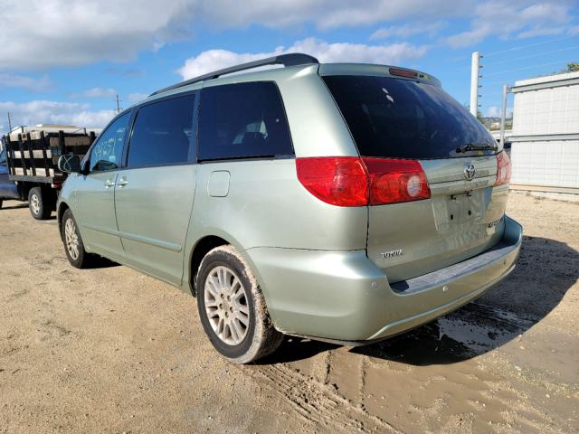 Photo 2 VIN: 5TDYK4CC8AS299147 - TOYOTA SIENNA XLE 