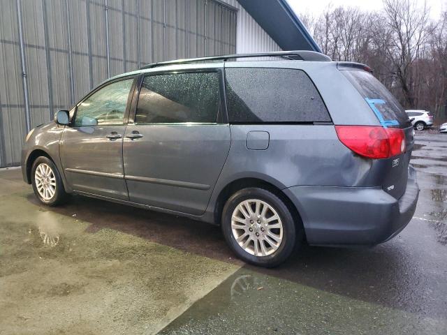 Photo 1 VIN: 5TDYK4CC8AS313869 - TOYOTA SIENNA XLE 