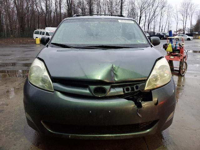 Photo 4 VIN: 5TDYK4CC8AS313869 - TOYOTA SIENNA XLE 