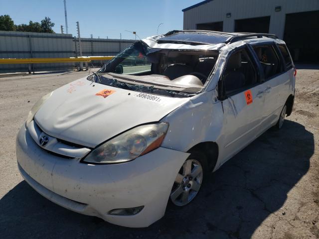 Photo 1 VIN: 5TDYK4CC8AS314178 - TOYOTA SIENNA XLE 