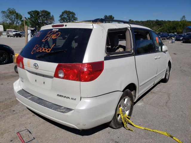 Photo 3 VIN: 5TDYK4CC8AS314178 - TOYOTA SIENNA XLE 