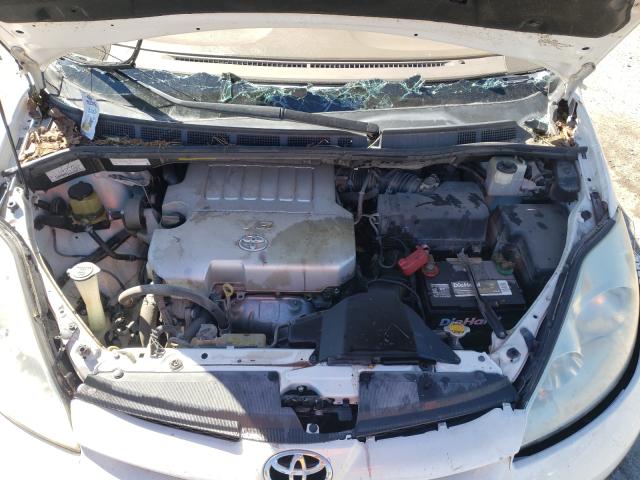 Photo 6 VIN: 5TDYK4CC8AS314178 - TOYOTA SIENNA XLE 