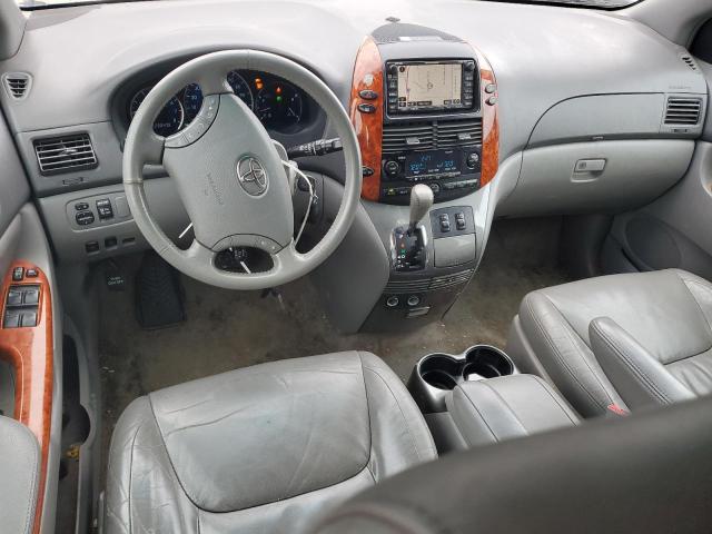 Photo 7 VIN: 5TDYK4CC8AS314973 - TOYOTA SIENNA XLE 