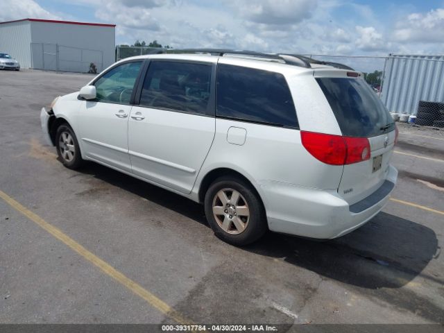 Photo 2 VIN: 5TDYK4CC8AS319459 - TOYOTA SIENNA 