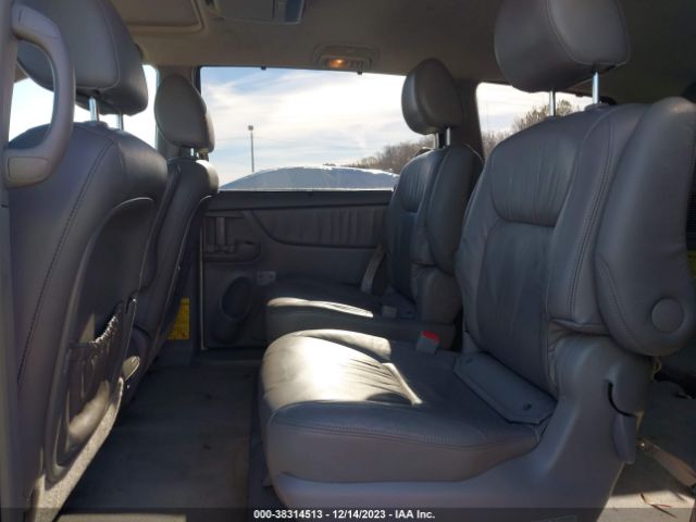 Photo 7 VIN: 5TDYK4CC8AS321003 - TOYOTA SIENNA 