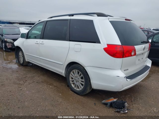 Photo 2 VIN: 5TDYK4CC8AS324712 - TOYOTA SIENNA 