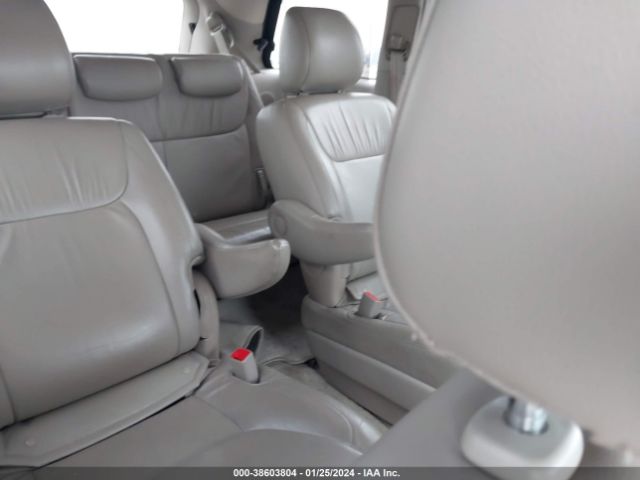 Photo 7 VIN: 5TDYK4CC8AS324712 - TOYOTA SIENNA 