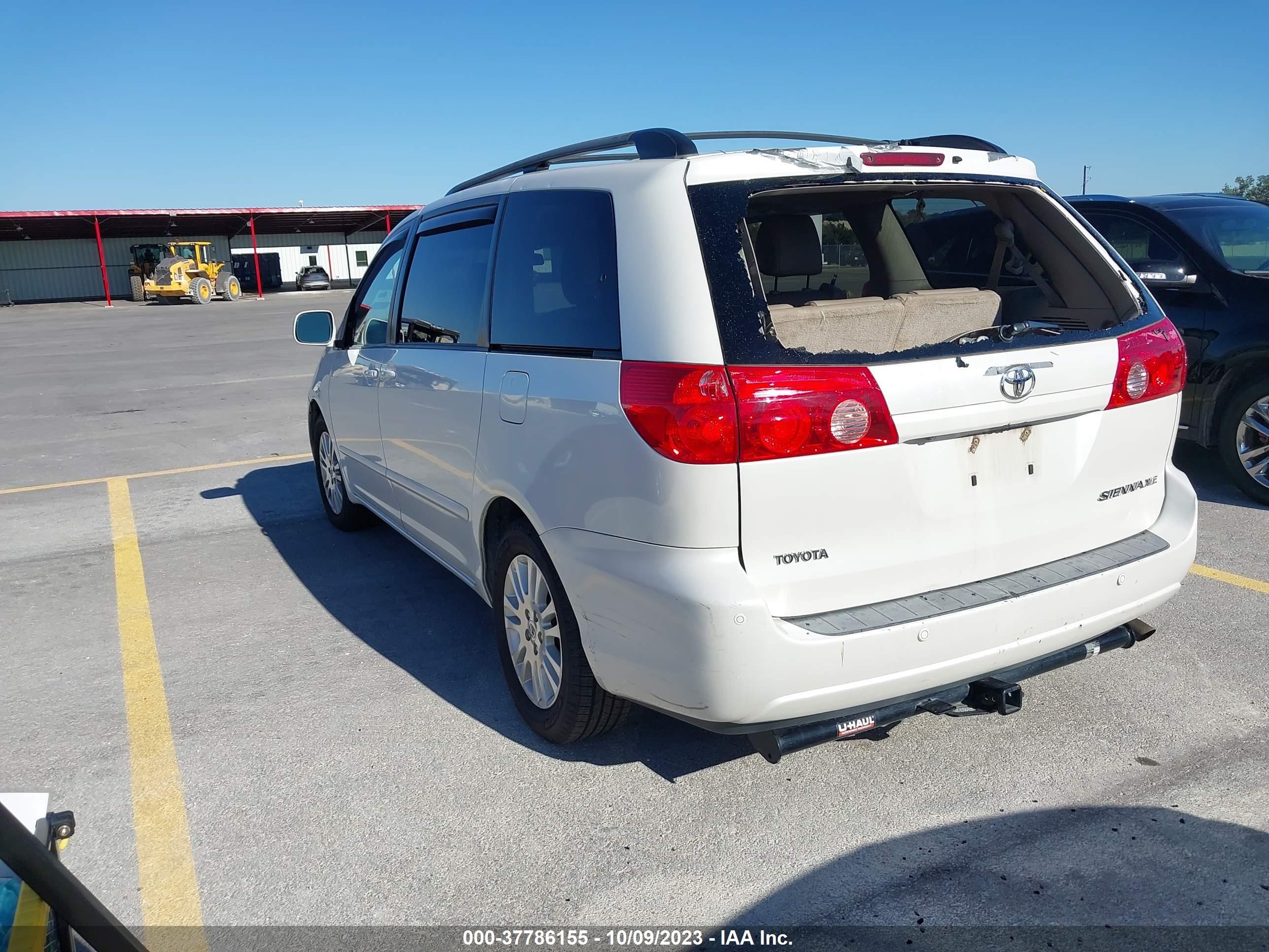 Photo 2 VIN: 5TDYK4CC8AS330476 - TOYOTA SIENNA 