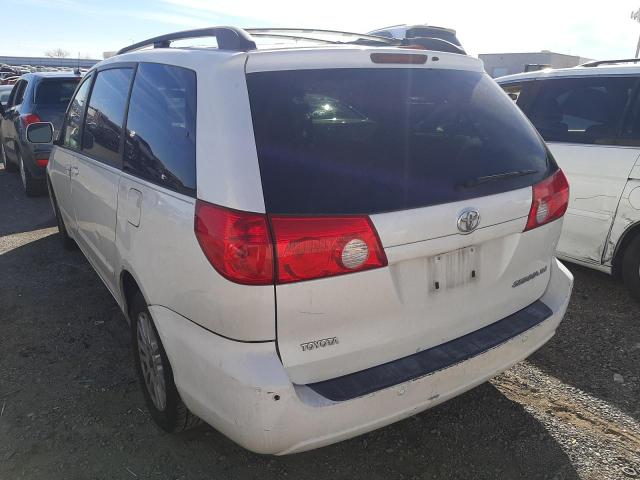 Photo 2 VIN: 5TDYK4CC8AS341056 - TOYOTA SIENNA XLE 