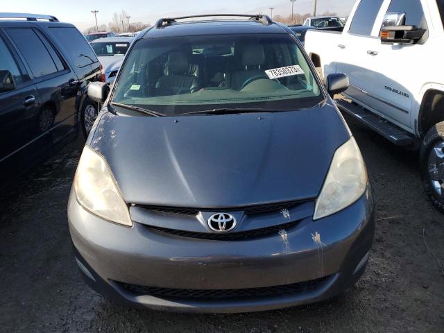 Photo 4 VIN: 5TDYK4CC9AS307451 - TOYOTA SIENNA XLE 