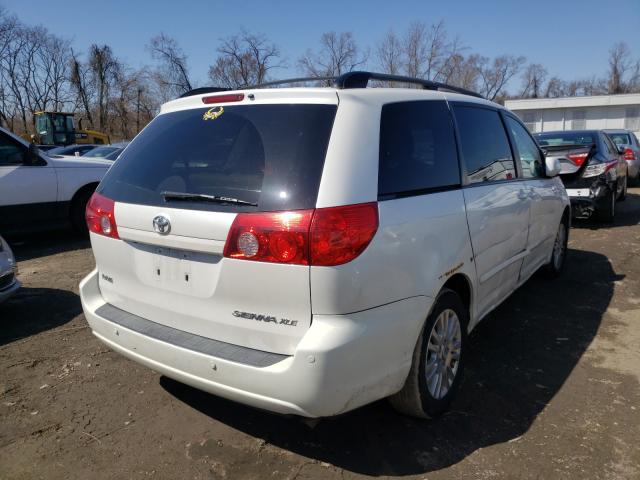 Photo 3 VIN: 5TDYK4CC9AS336657 - TOYOTA SIENNA XLE 