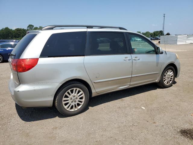 Photo 2 VIN: 5TDYK4CCXAS309838 - TOYOTA SIENNA XLE 