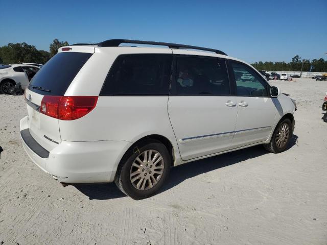 Photo 2 VIN: 5TDYK4CCXAS310147 - TOYOTA SIENNA XLE 