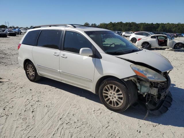 Photo 3 VIN: 5TDYK4CCXAS310147 - TOYOTA SIENNA XLE 