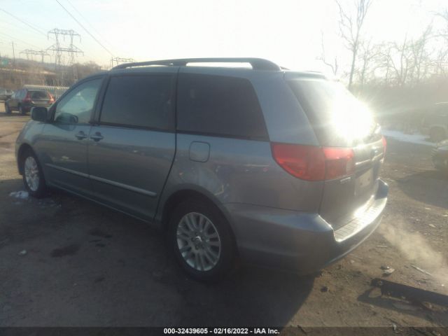 Photo 2 VIN: 5TDYK4CCXAS331080 - TOYOTA SIENNA 