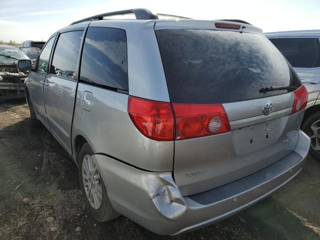 Photo 2 VIN: 5TDYK4CCXAS337851 - TOYOTA SIENNA XLE 