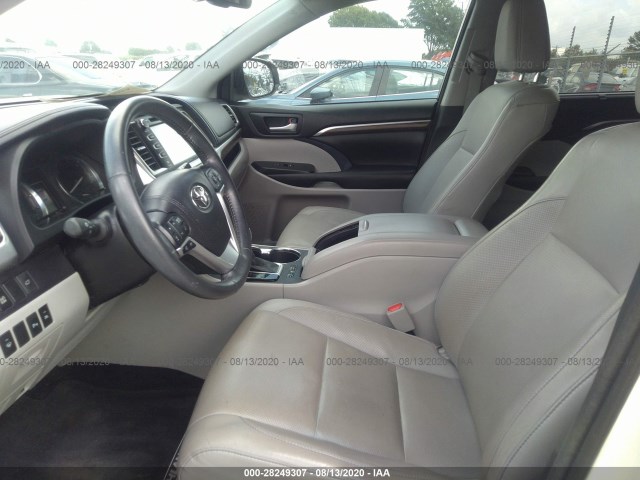 Photo 4 VIN: 5TDYKRFH3FS111193 - TOYOTA HIGHLANDER 