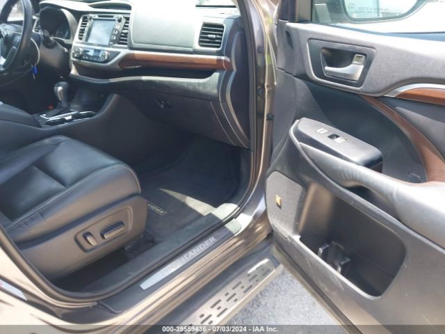 Photo 4 VIN: 5TDYKRFH6FS047831 - TOYOTA HIGHLANDER 