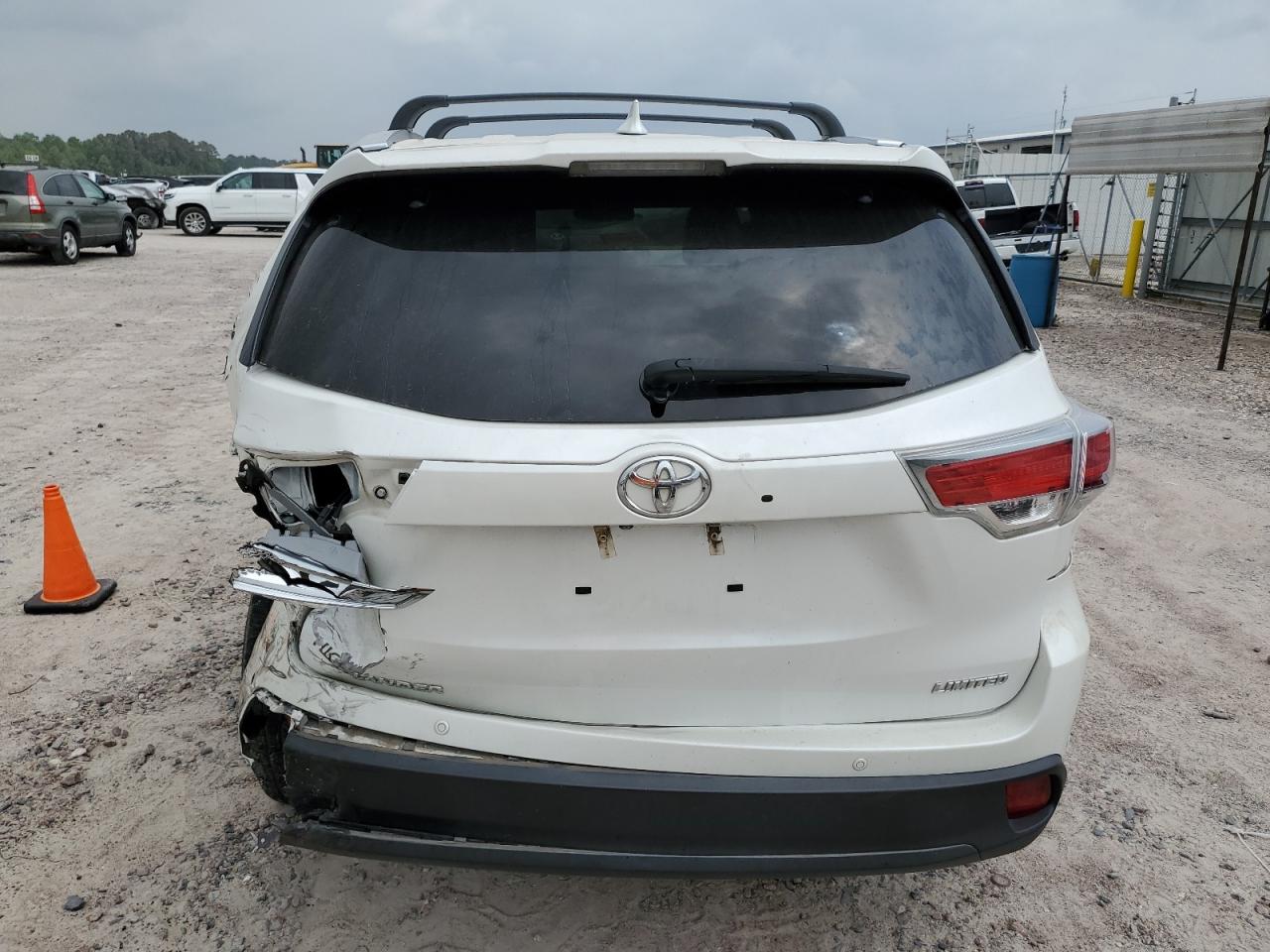 Photo 5 VIN: 5TDYKRFH6GS150393 - TOYOTA HIGHLANDER 