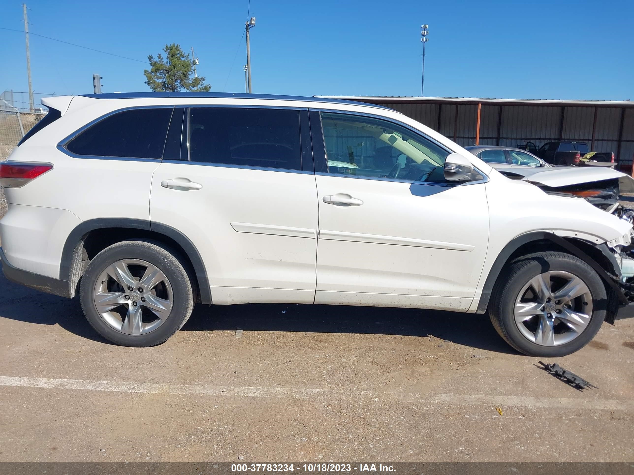 Photo 13 VIN: 5TDYKRFHXFS053938 - TOYOTA HIGHLANDER 