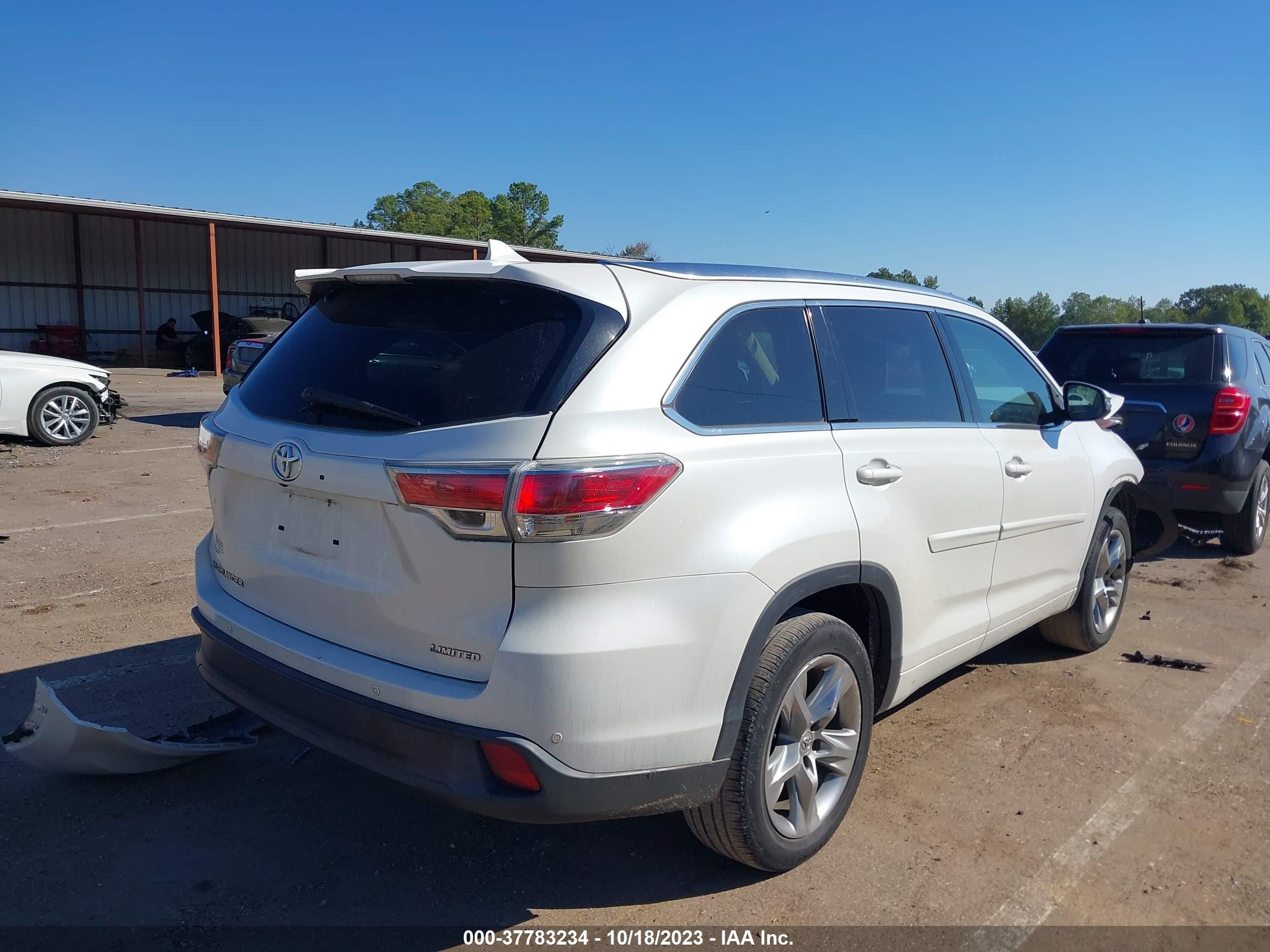 Photo 3 VIN: 5TDYKRFHXFS053938 - TOYOTA HIGHLANDER 