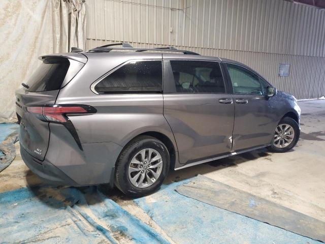 Photo 2 VIN: 5TDYRKEC0NS077379 - TOYOTA SIENNA XLE 