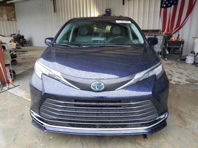 Photo 4 VIN: 5TDYRKEC0NS078693 - TOYOTA SIENNA XLE 