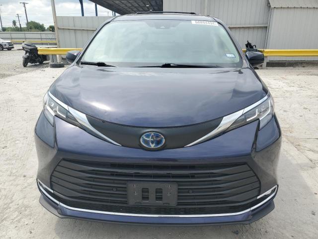 Photo 4 VIN: 5TDYRKEC0NS088432 - TOYOTA SIENNA XLE 