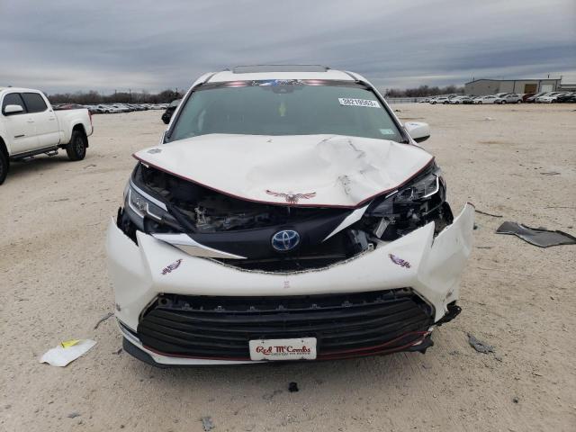 Photo 4 VIN: 5TDYRKEC1MS030361 - TOYOTA SIENNA XLE 